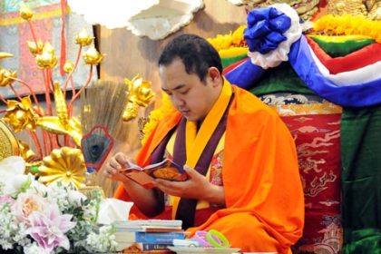 Đức Gyalwa Dokhampa đến Việt Nam chia sẻ pháp thoại