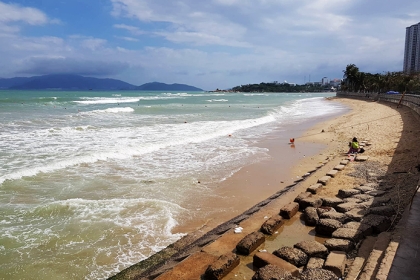 Hai du khách nước ngoài tử vong khi tắm biển Nha Trang