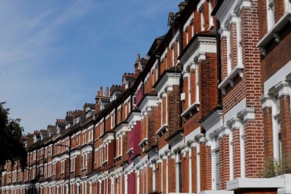 London: Giá nhà giảm nhanh nhất kể từ năm 2009