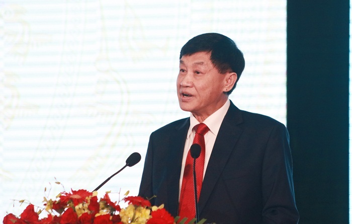 Bố chồng Hà Tăng: 10 tỷ USD vào Việt Nam, mang đến lại mang về