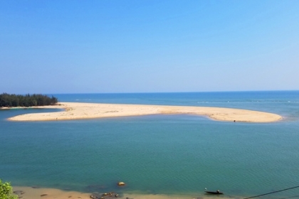 Cửa biển ở Thừa Thiên Huế có nguy cơ bị lấp kín