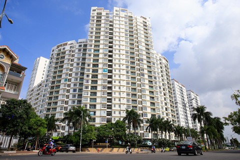  Hay loạt chung cư của Hoàng Anh Gia Lai, Quốc Cường Gia Lai, cũng như đại gia mới nổi đất Bắc vừa Nam tiến, Sunshine và đại gia ngoại Lotte với dự án GS Xi Metro City... 