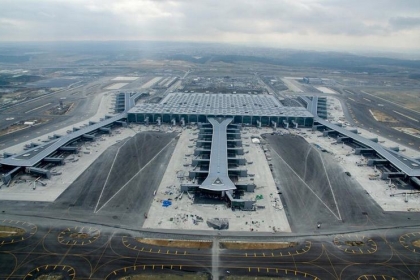 Bên trong sân bay lớn nhất thế giới, trị giá 12 tỷ USD