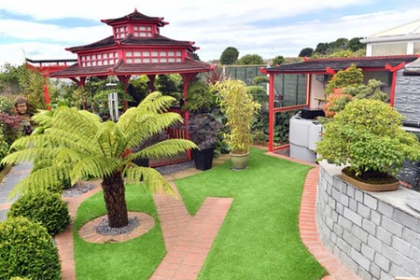 Khu vườn Nhật bí ẩn phía sau nhà cặp vợ chồng Anh