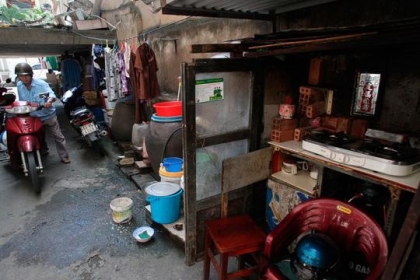 TP.HCM tháo dỡ 5 chung cư hư hỏng nặng ở quận Tân Bình