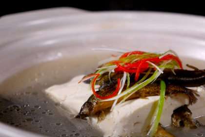 Nhật Bản có 1 món ăn đầy tai tiếng, cách tạo ra món ăn khiến thực khách phải rùng mình