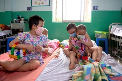 Lý do Việt Nam chưa tiêm vắc xin Covid-19 cho trẻ em ở thời điểm hiện tại