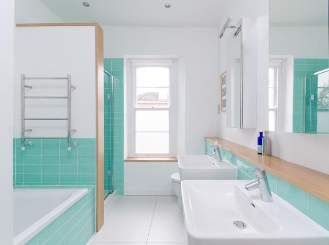 Top những mẫu phòng tắm cực đẹp khoác lên mình tông màu xanh ngọc lam