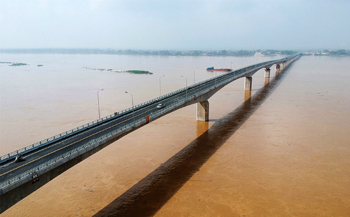 Cầu Việt Trì- Ba Vì (cầu Văn Lang) dự kiến thông xe vào ngày 7/10. Ảnh. Cổng thông tin điện tử tỉnh Phú Thọ