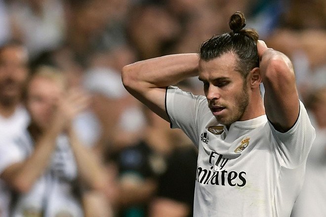 MU gây sốc ký Lucas Hernandez, Real hối hận giữ Bale