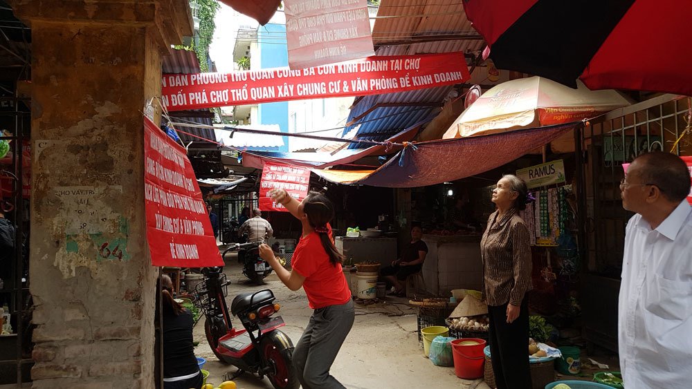 Thu hồi chợ làm khu thương mại, trăm tiểu thương Hà Nội bối rối