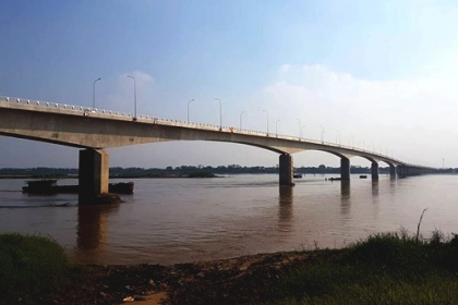 Cầu Văn Lang nối Phú Thọ và Hà Nội được thông xe