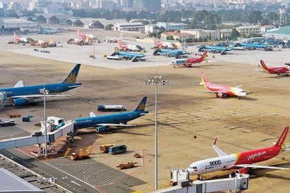 Đề xuất chuyển đường bay quốc tế Tân Sơn Nhất ra sân bay Long Thành