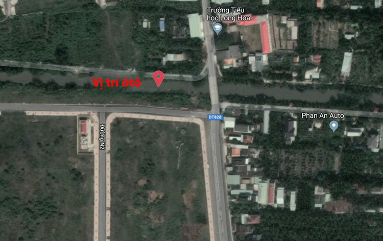 Vị trí ôtô được tìm thấy dưới kênh gần với nhà các nạn nhân (Phan An Auto). Ảnh: Google maps.