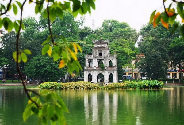 Tháp rùa - hồ Gươm được coi là những biểu tượng của Hà Nội. Ảnh: Hanoi.gov.vn