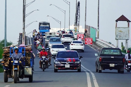 Long An xây thêm cầu qua sông Vàm Cỏ Tây