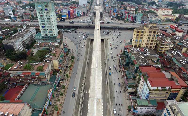 hai-ben-duong-khuat-duy-tien-nguyen-xien-ha-noi-duoc-xay-cao-oc-toi-da-50-tang