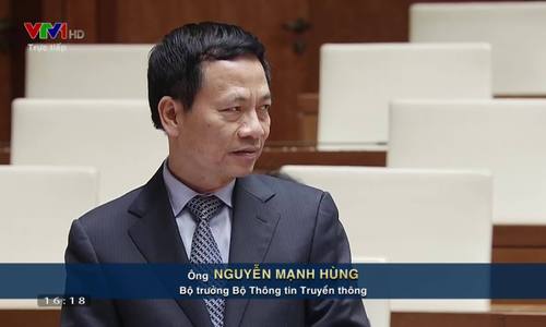 Bộ trưởng Nguyễn Mạnh Hùng