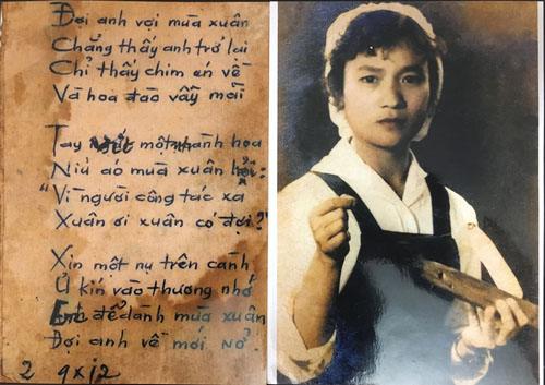 Bức ảnh nữ công nhân dệt may và bài thơ trong túi áo chiến sĩ hy sinh ở Trường Sơn. Ảnh chụp lại.