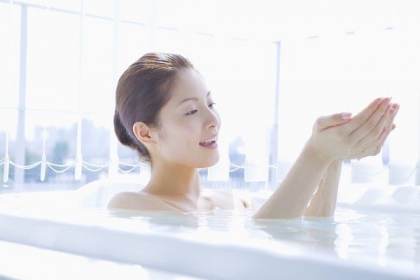 7 điều kiêng kỵ khi tắm, thậm chí gây tử vong đột ngột không phải ai cũng biết