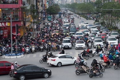 Hà Nội lập đề án thu phí xe vào nội đô: Chuyên gia nói gì?