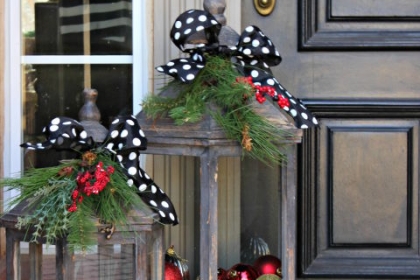 Gợi ý trang trí cửa nhà đơn giản mà đẹp đón Giáng sinh